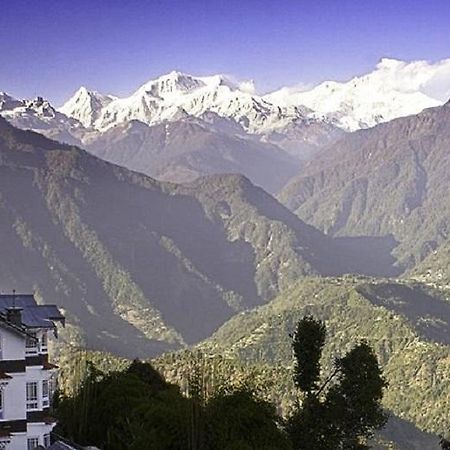 Norbu Ghangh Retreat & Spa Pemayangtse Bagian luar foto