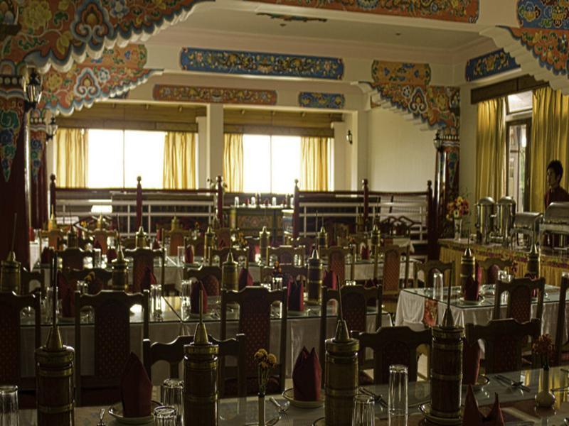 Norbu Ghangh Retreat & Spa Pemayangtse Bagian luar foto